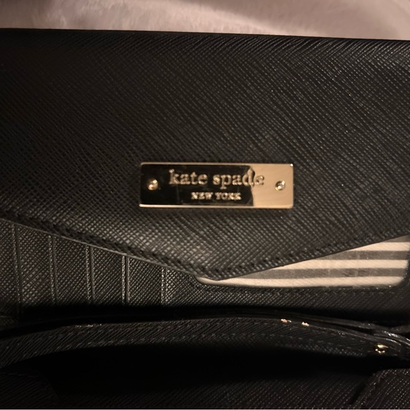 Kate Spade Saffiano Leather wristlet, phone holder, wallet - Picture 14 of 14